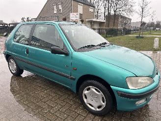 Schade machine Peugeot 106 XR 1.1 NIEUWSTAAT!!!! VASTE PRIJS! 1350 EURO 1996/1