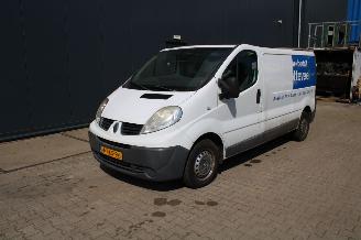 Schade scooter Renault Trafic  2012/8