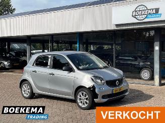 Schadeauto Smart Forfour 1.0 Automaat Business Solution Cruise Clima Orig NL+NAP 2018/12