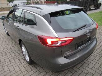 Schade bestelwagen Opel Insignia Insignia ST  1.6D 136Pk  Edition  Climatronic Navi ....... 2019/3