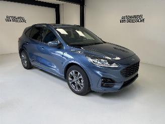 Schade scooter Ford Kuga ST LINE 2022/4