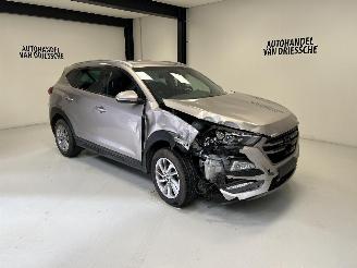dañado taxi Hyundai Tucson  2016/11
