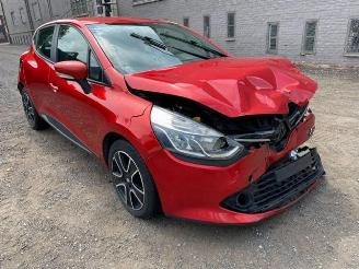 Schade machine Renault Clio EXPRESSION 2014/4