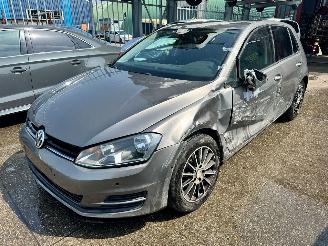 Schade machine Volkswagen Golf 1.6 TDI 2014/11